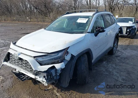 2025 Toyota Rav4 Xle z USA, uszkodzony, nr VIN 2T3P1RFV0SW538182